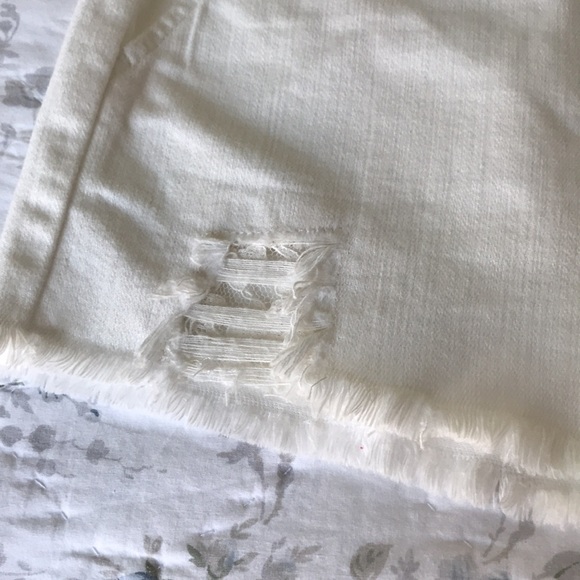 Aerie white pull on shorts like new never worn size large - Picture 3 of 5